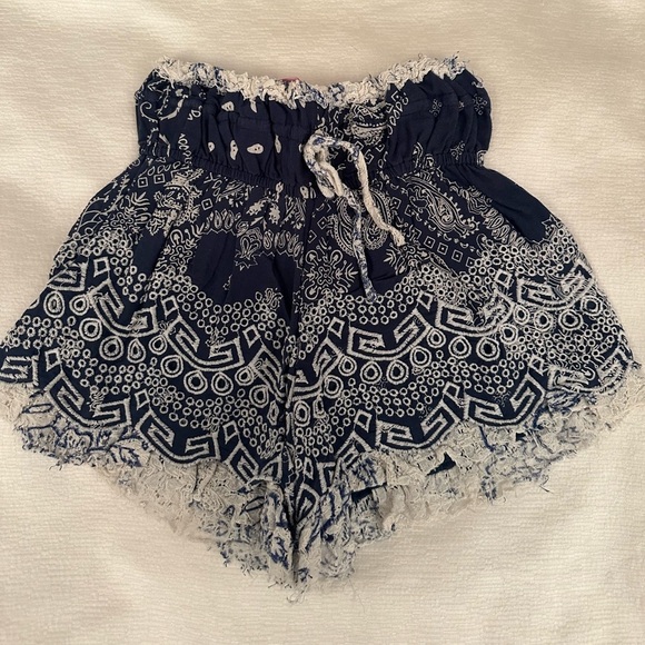 pookie & sebastian Pants - Pookie & Sebastian eyelet lace trim shorts